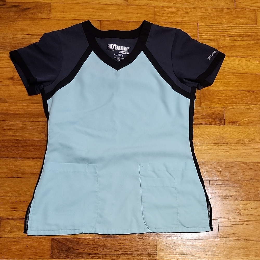 Grey's Anatomy Kids Light Blue and Black Short Sleeve Tee